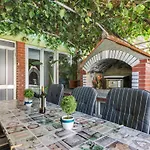 2 Bedroom Stunning In